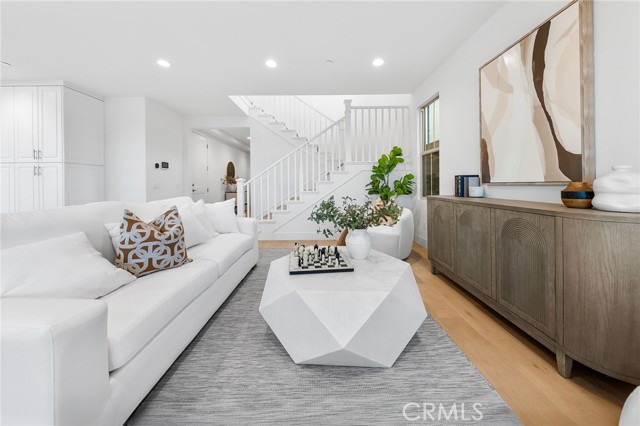 MLS #OC25237434 image #8