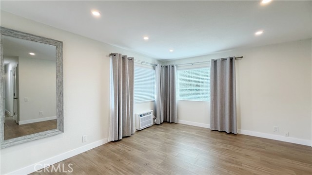 MLS #OC25237521 image #6