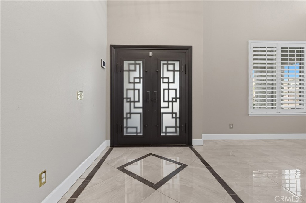 MLS #OC25237596 image #5