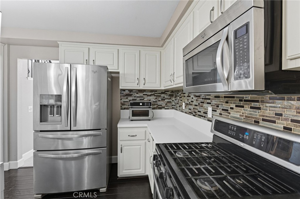 MLS #OC25237596 image #9