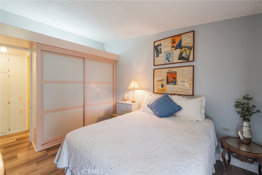 MLS #OC25237613 image #15