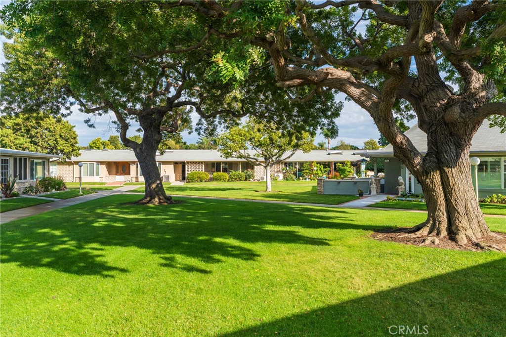 MLS #OC25237613 image #2