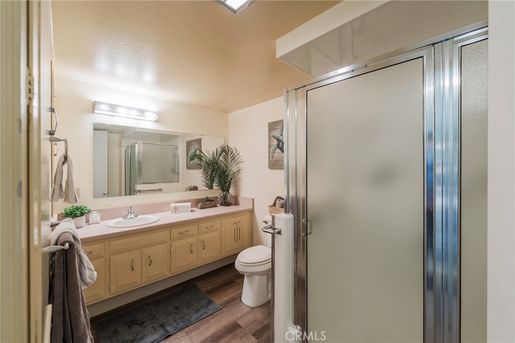 MLS #OC25237613 image #24