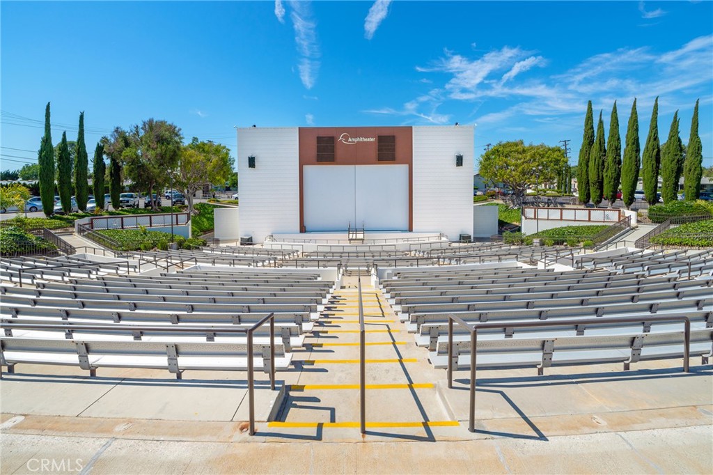 MLS #OC25237613 image #35