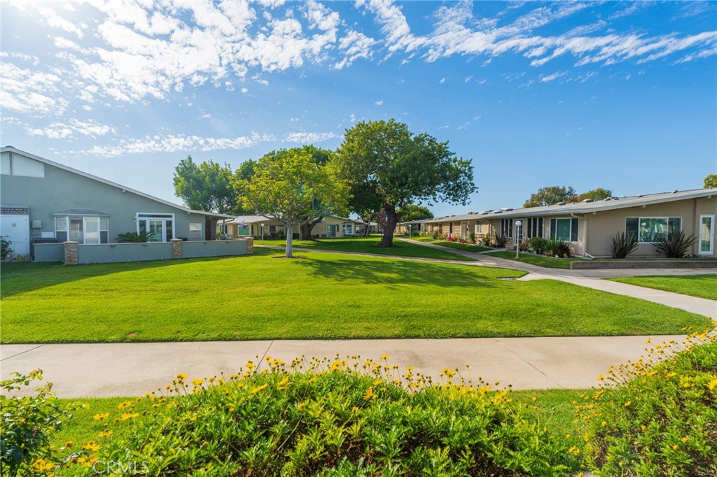 MLS #OC25237613 image #4