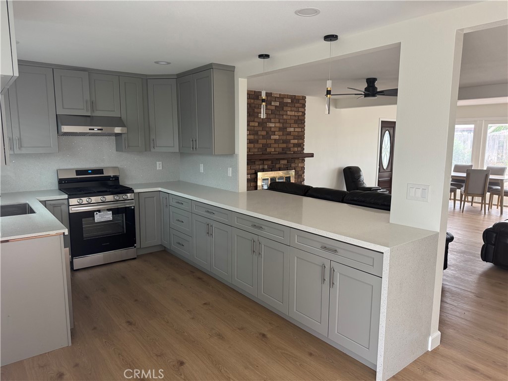 MLS #OC25237641 image #1