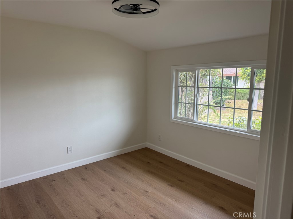 MLS #OC25237641 image #4