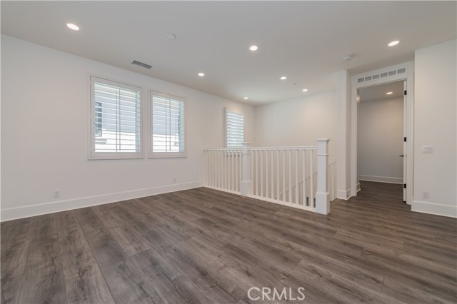 MLS #OC25237680 image #23