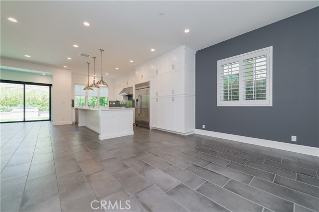 MLS #OC25237680 image #5