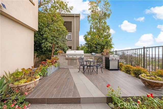 MLS #OC25237681 image #21