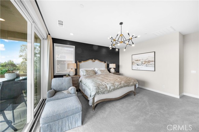 MLS #OC25237681 image #24