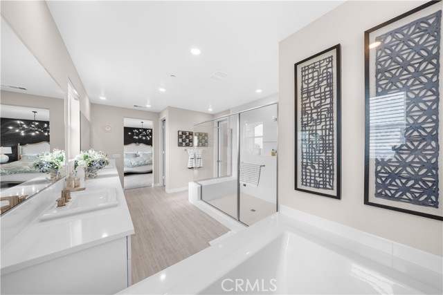 MLS #OC25237681 image #29