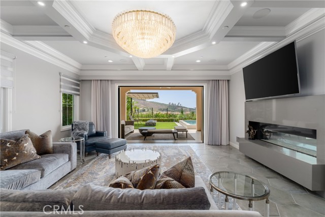 MLS #OC25237698 image #14