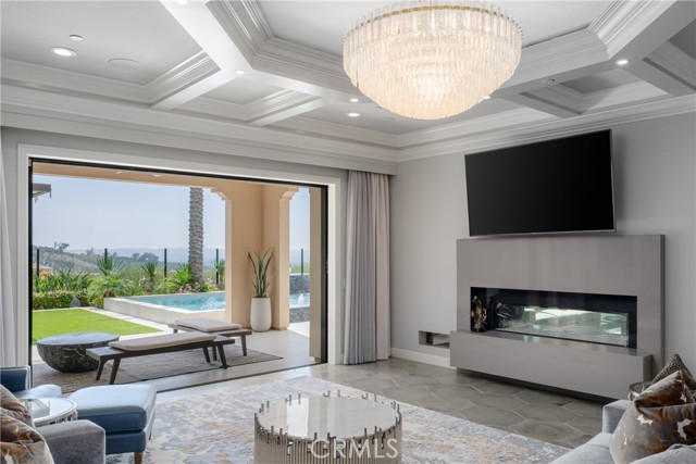 MLS #OC25237698 image #15