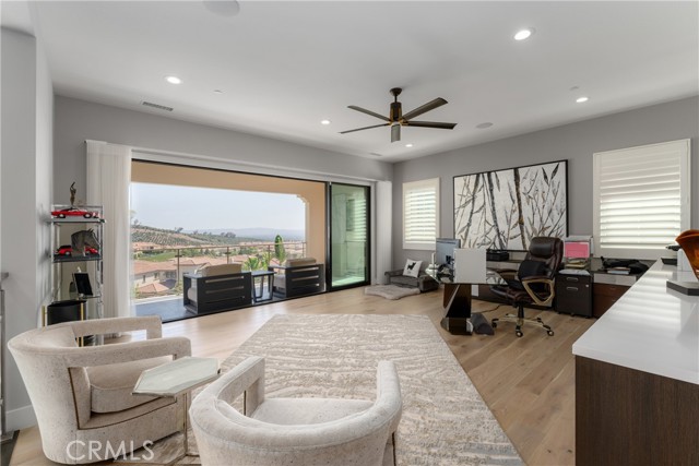 MLS #OC25237698 image #34