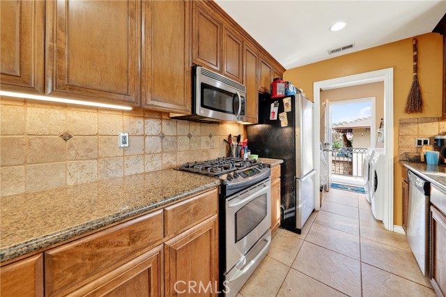 MLS #OC25237725 image #10