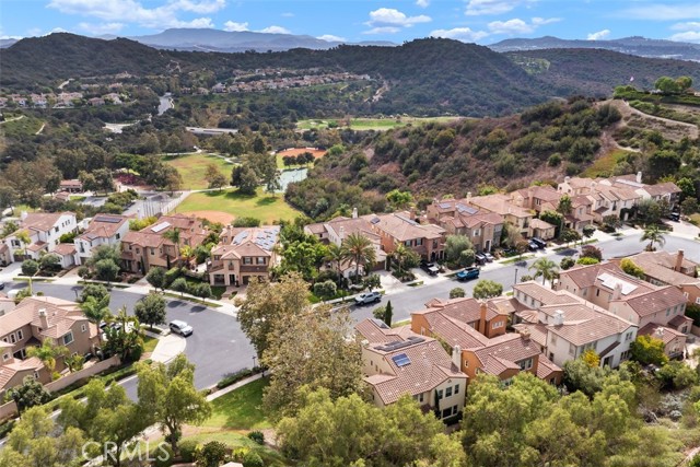 MLS #OC25237782 image #35