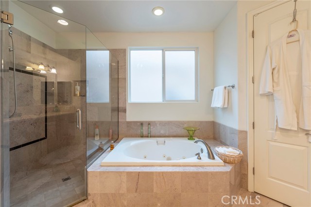 MLS #OC25237839 image #13