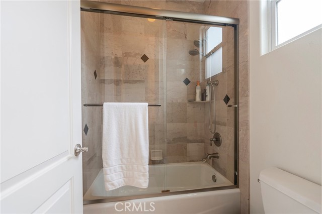 MLS #OC25237839 image #21