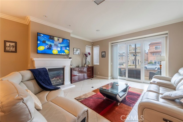 MLS #OC25237839 image #35