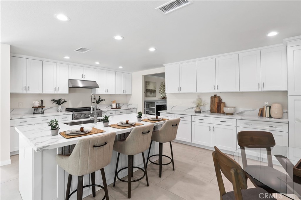 MLS #OC25237892 image #13