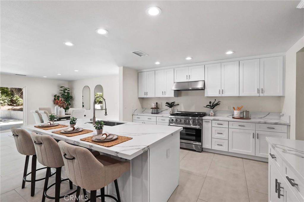 MLS #OC25237892 image #16