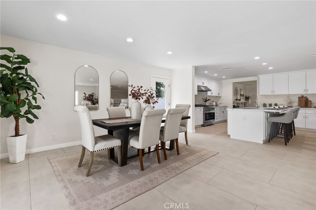 MLS #OC25237892 image #25