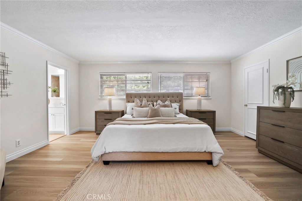 MLS #OC25237892 image #34