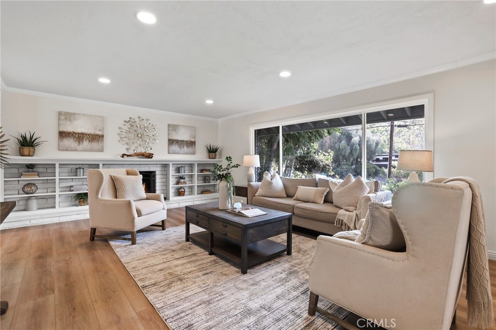 MLS #OC25237892 image #7