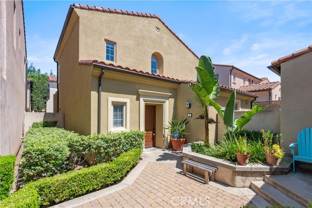 MLS #OC25237919 image #0