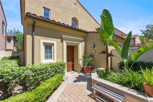 MLS #OC25237919 image #1