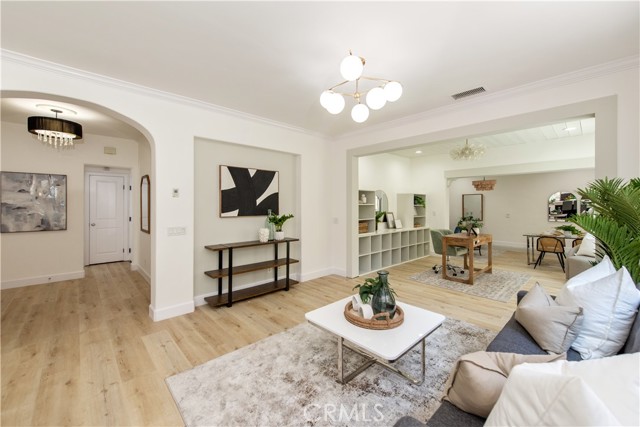 MLS #OC25237919 image #19