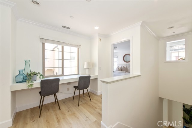 MLS #OC25237919 image #23