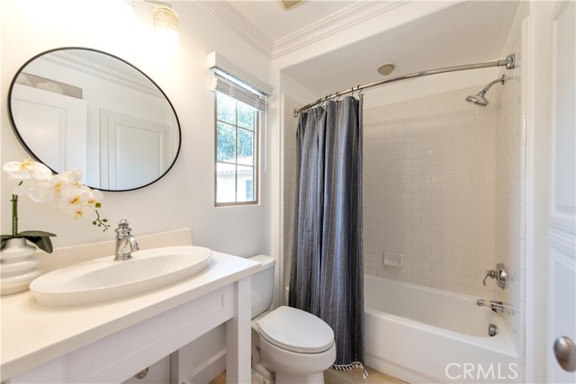 MLS #OC25237919 image #33