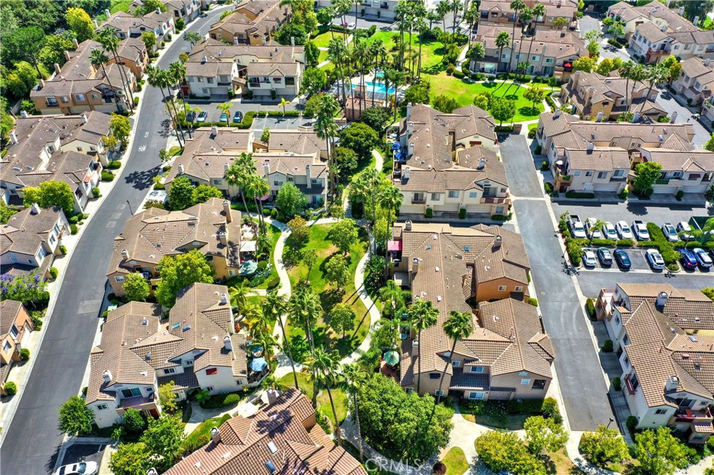 MLS #OC25237923 image #21