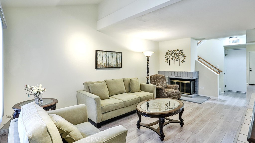 MLS #OC25237989 image #11