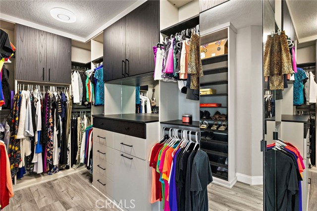 MLS #OC25238013 image #34