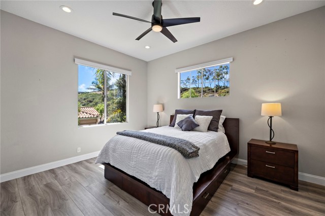 MLS #OC25238013 image #37