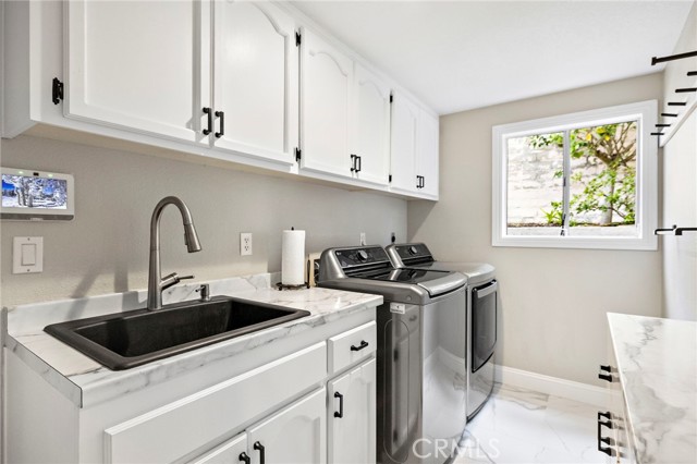 MLS #OC25238013 image #40