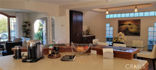 MLS #OC25238016 img 10