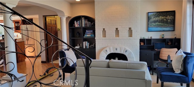 MLS #OC25238016 img 6