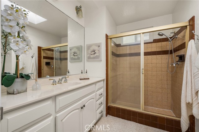MLS #OC25238017 image #35