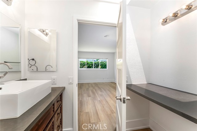 MLS #OC25238057 image #16