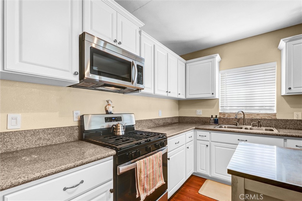 MLS #OC25238092 image #8