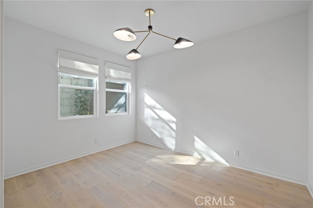 MLS #OC25238105 image #10