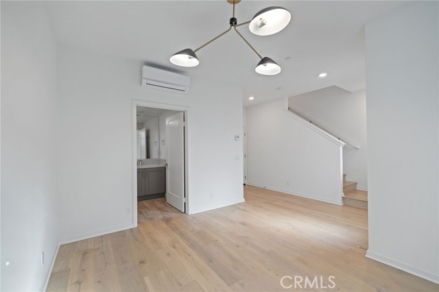 MLS #OC25238105 image #12