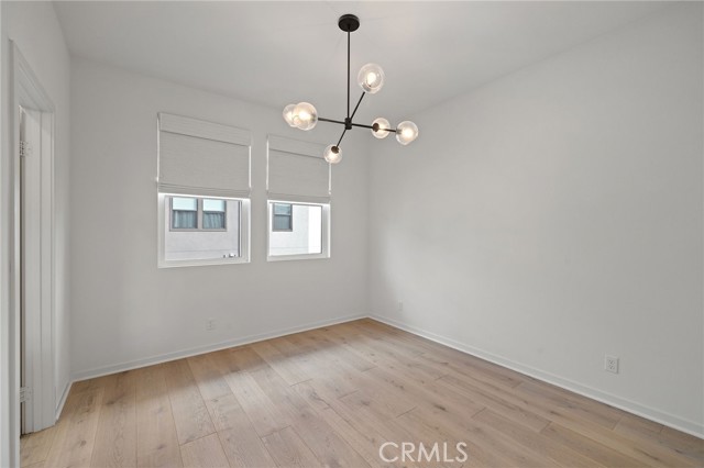 MLS #OC25238105 image #24