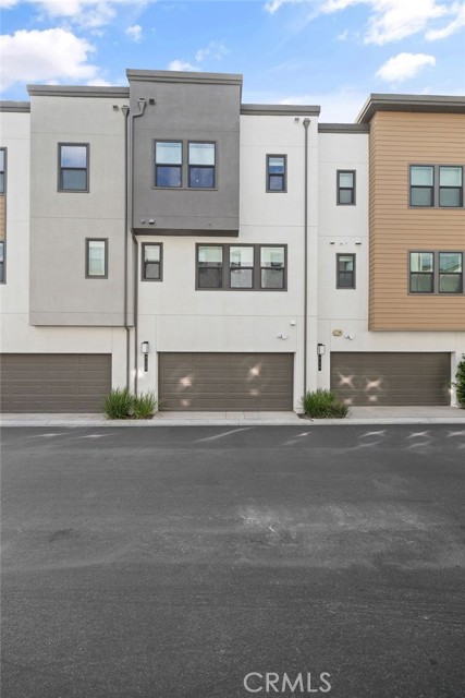 MLS #OC25238105 image #40