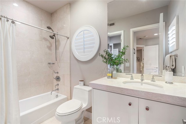 MLS #OC25238106 image #19