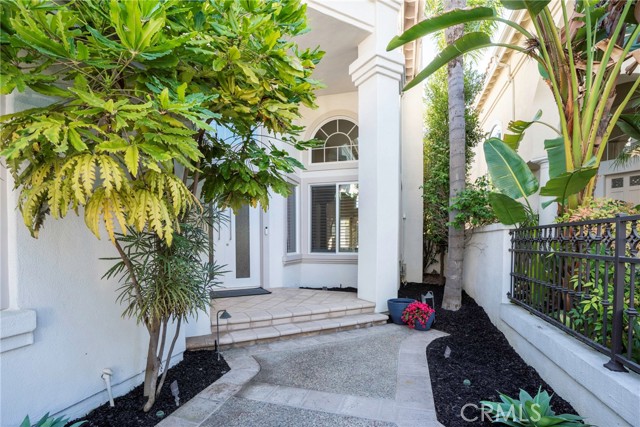 MLS #OC25238106 image #2